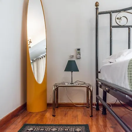 Vintage And Warm 2br In Appartement