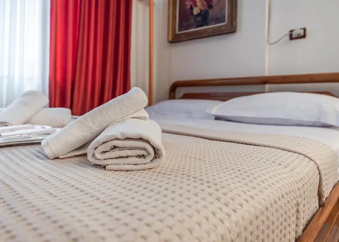 דירה Vintage And Warm 2br In *