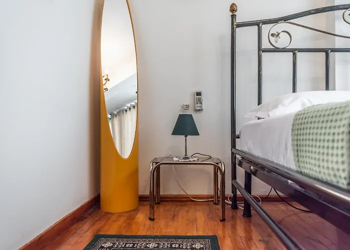 Vintage And Warm 2br In Appartement