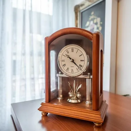 Vintage And Warm 2br In * Tirana