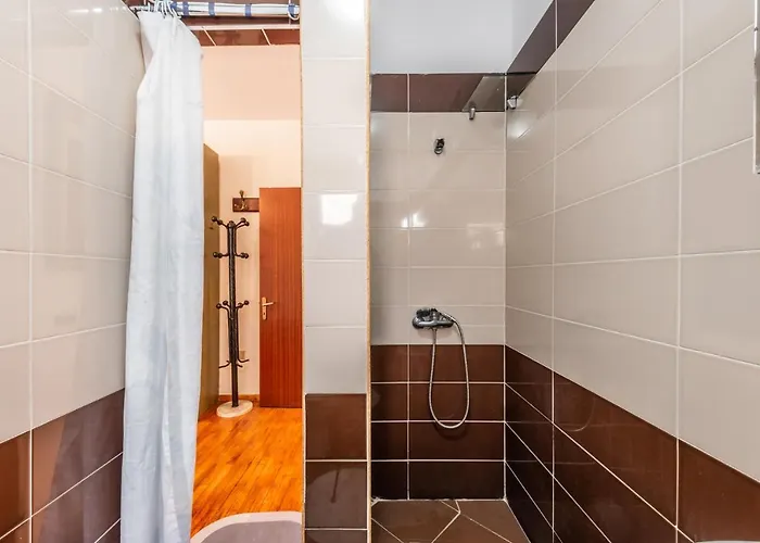 Apartment Vintage And Warm 2br In *