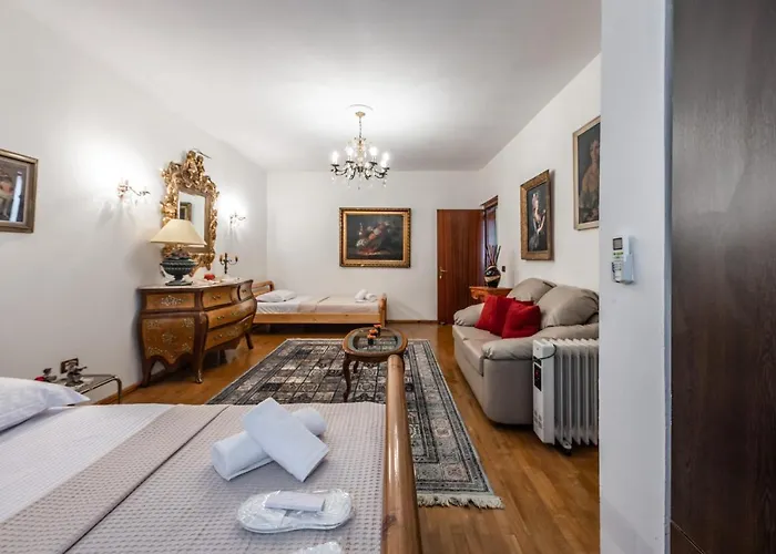 Daire Vintage And Warm 2br In *