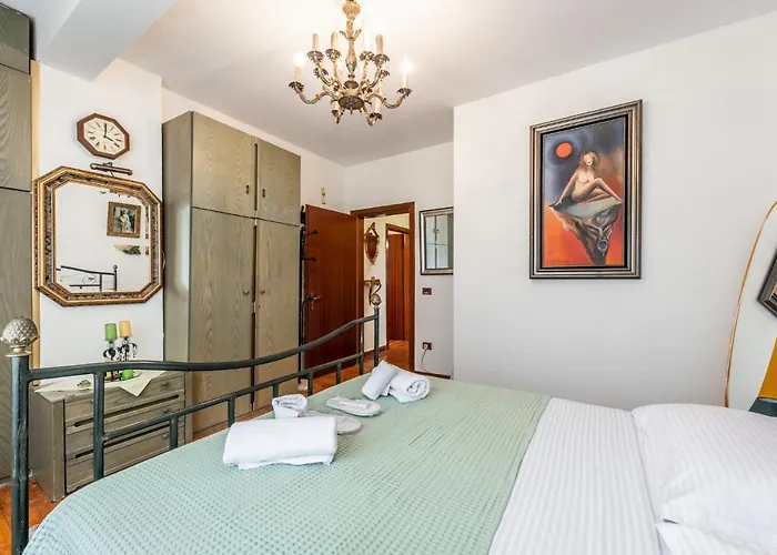 Apartman Vintage And Warm 2br In