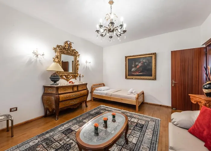 Vintage And Warm 2br In Daire Tiran